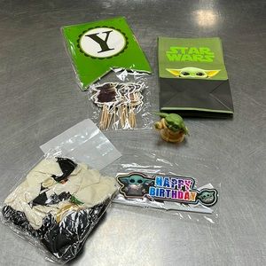Baby Yoda Party Pack